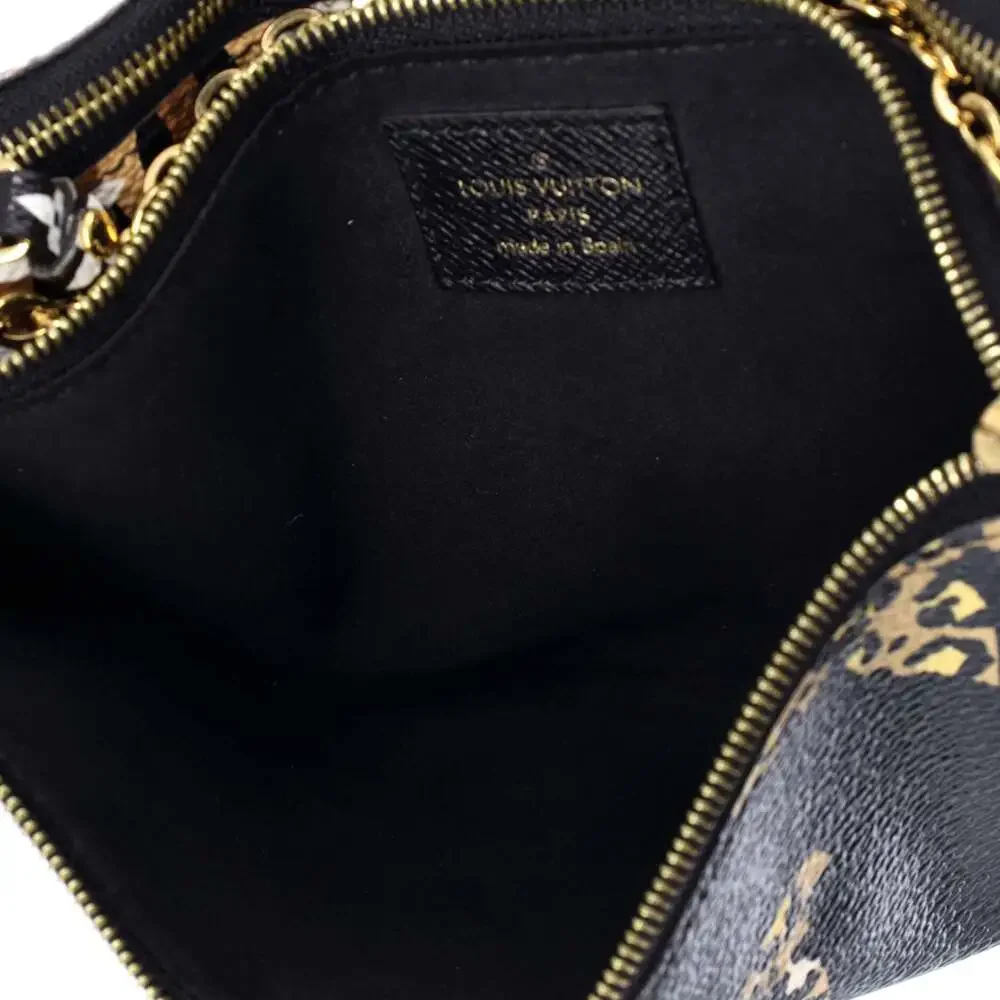 Louis Vuitton Jungle Double Zip Pochette - Picture 6 of 10